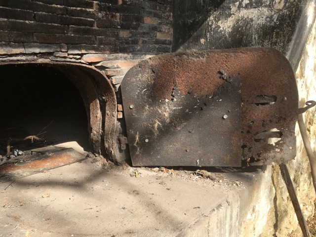 bread-oven-door
